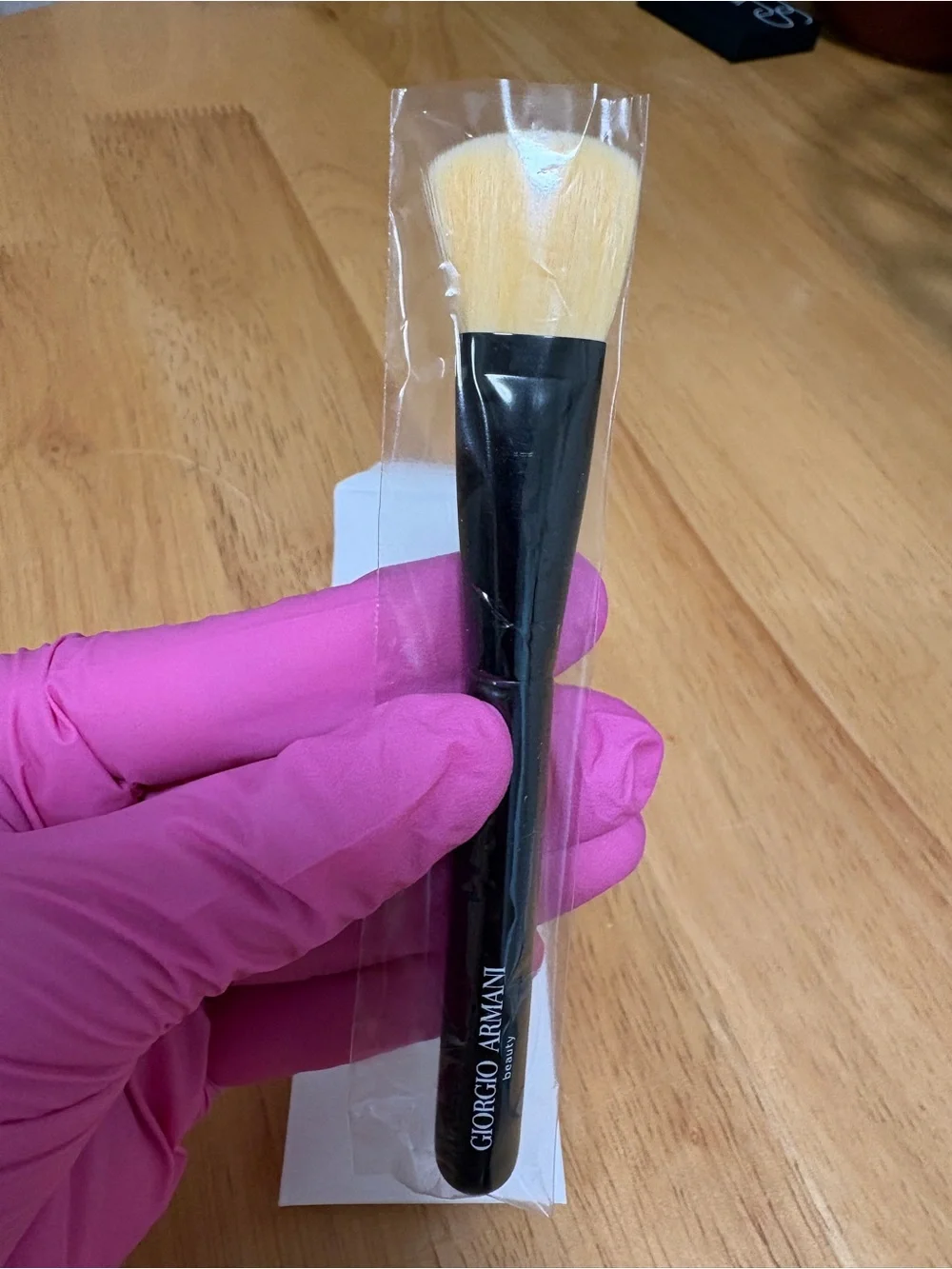 Giorgio Armani Beauty ~Mini Foundation Brush, Soft, GlossyBlack, BNIB, AUTHENTIC
